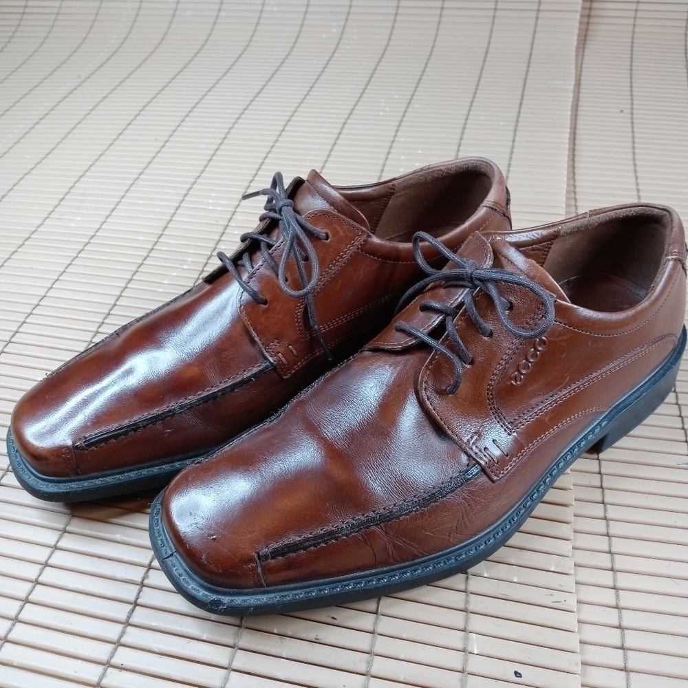 Ecco men's brown leather Oxford sz. Euro 43 US 10. Made in Slovakia 169.1pm